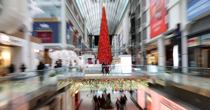 How to avoid the most common holiday scams in Canada