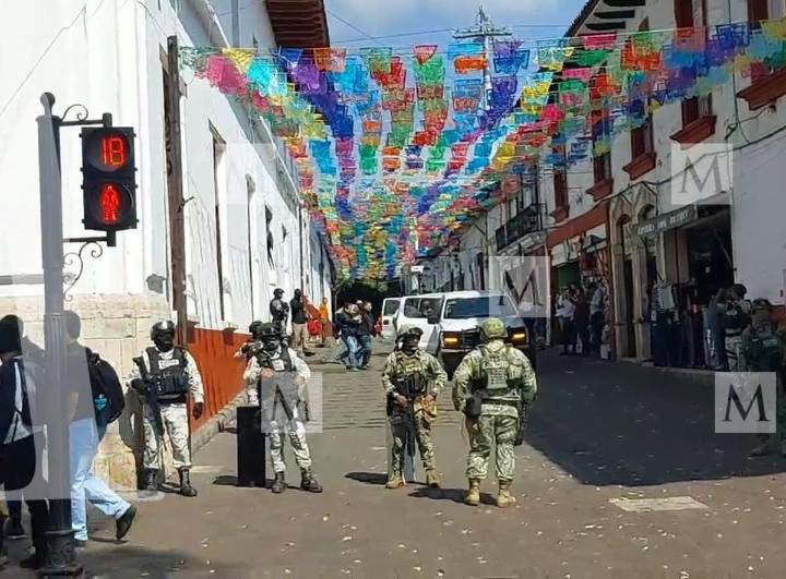 Detienen a escoltas de Carlos Manzo, alcalde de Uruapan