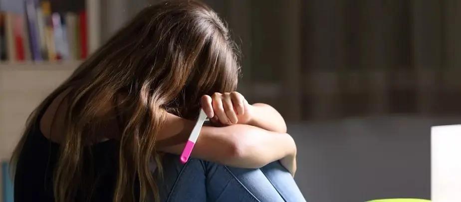 Desmienten el supuesto aborto de una menor en una escuela de zona Este