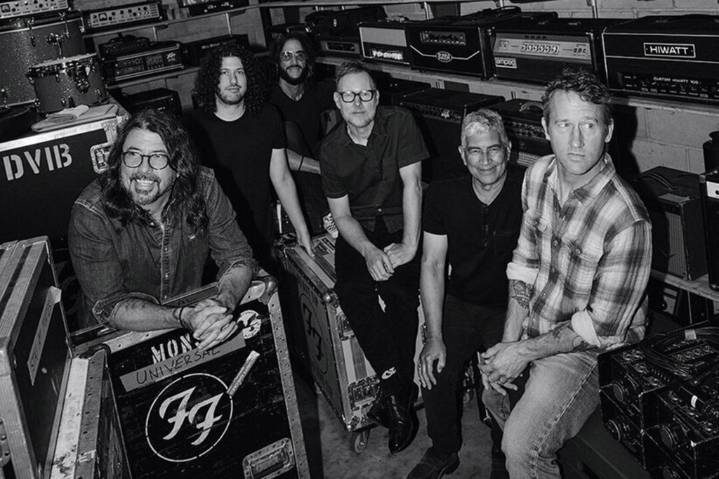 Foo Fighters Extend Rock & Alternative Airplay No. 1 Record With ‘Asking for a Friend’