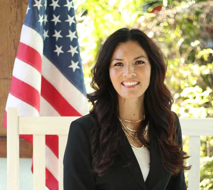 Alicia Farrant files to run for Orange County School Board Chair