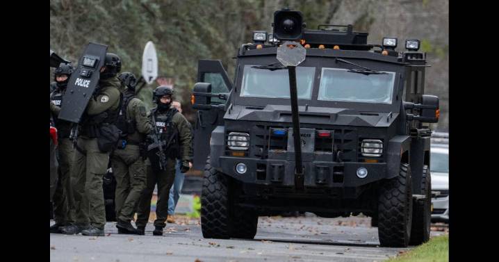 Scotia man faces assault, weapons charges after Schenectady standoff, police say