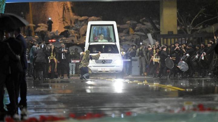 Miles de libaneses recibieron a Leon XIV con las esperanzas puestas en la paz