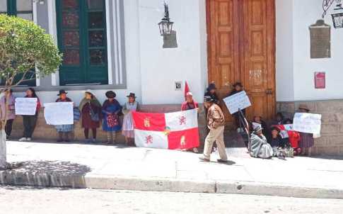La crisis municipal toca fondo con pedido de renuncia de concejales