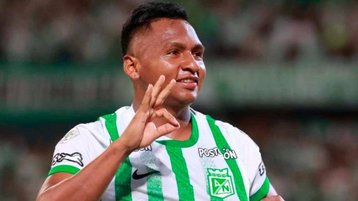 Polémica en Cali, periodista increpó a Alfredo Morelos en zona mixta, quien prefirió evitar la confrontación