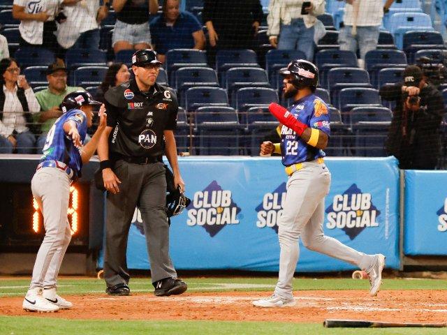 Tigres se van victorioso tras épica acción en el final