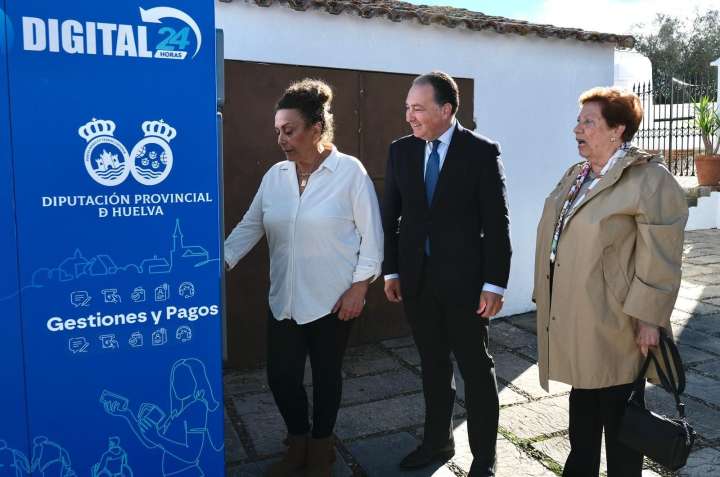 Los 61 vecinos del segundo municipio menos poblado de Andalucía tienen por primera vez en su historia cajero automático