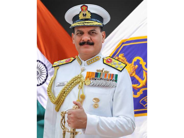 CNS Tripathi detailed briefing on US destroyer’s capabilities