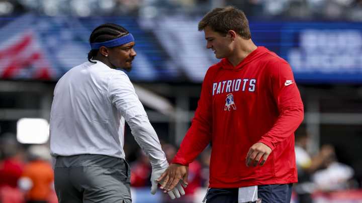 Drake Maye Ribs Patriots’ Stefon Diggs In Response To Wideout’s Injury