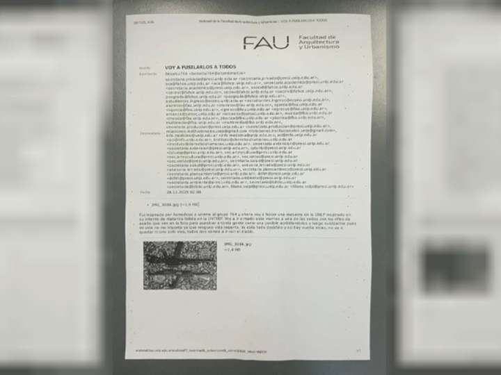 Una amenaza de "masacre a tiros" en la Universidad de La Plata obligó a suspender las clases: enviaron una foto con dos ametralladoras