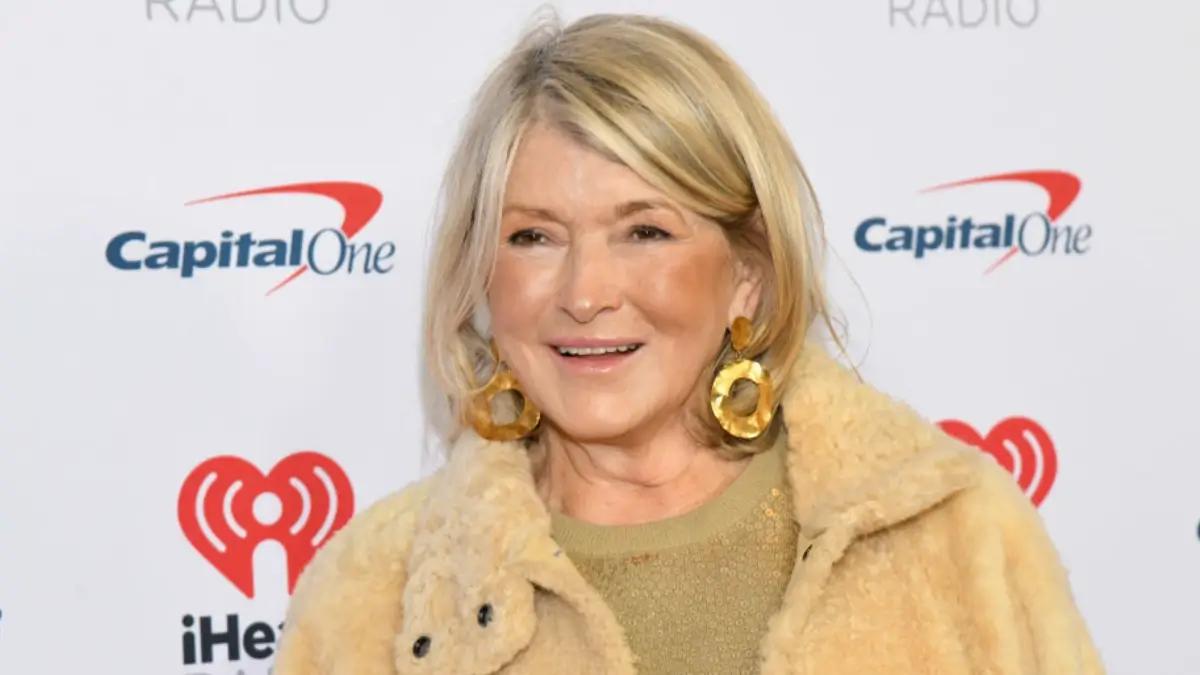 ‘Martha My Husband Is on This App’: Martha Stewart Has Viewers in Total Shock After Showing on Camera Just How Flexible She Still Is