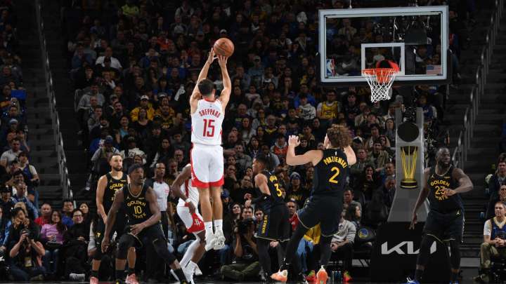 Reed Sheppard scores career-high 31 points as Rockets rally in 2nd ...