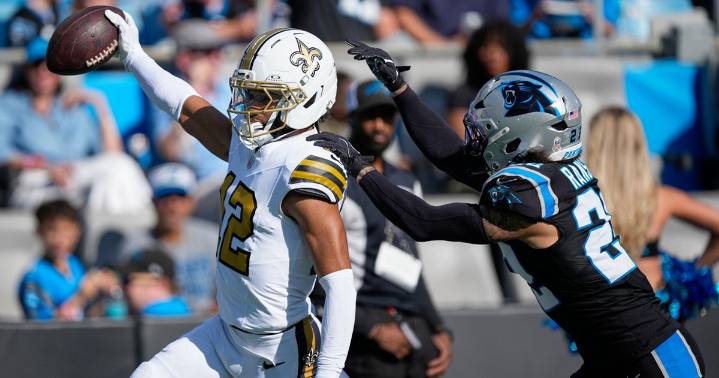 Rookie Shough throws 2 TDs as Saints defeat Panthers