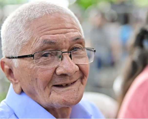 A estos adultos mayores les empezará a llegar subsidio en Colombia de $230.000