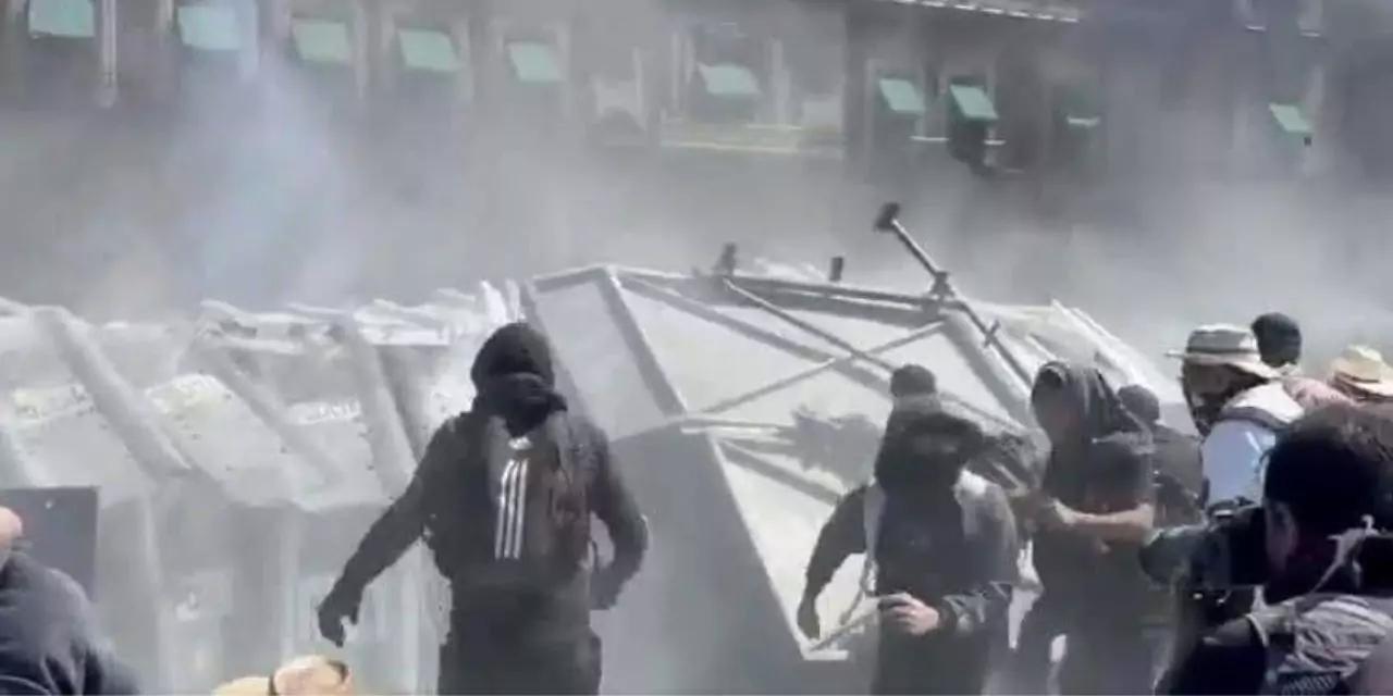 Marcha de la Generación Z en CDMX deja 100 policías lesionados y 40 detenidos