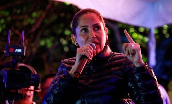 Noboa perdió el referéndum y la oposición se ilusiona: "Ganó la patria"