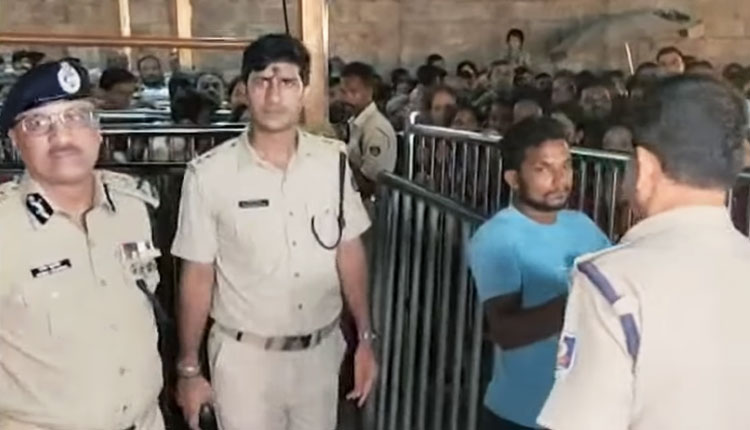 Odisha DGP Reviews Security Arrangements As Devotees Flock To Puri For Panchuka