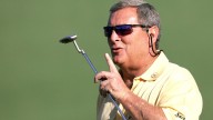 Fuzzy Zoeller, two-time major champion haunted by racist joke about Tiger Woods, dies at 74