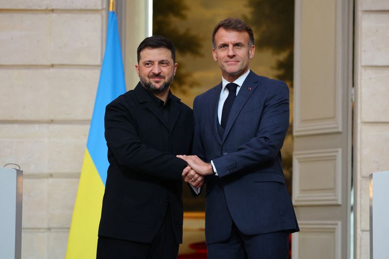 Zelenskiy says Ukraine will obtain 100 French