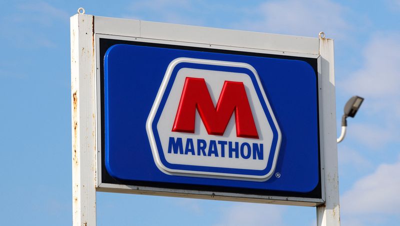 Marathon Petroleum posts higher third