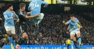 Foden salva al Man City con gol postrero en victoria sobre Leeds en la Liga Premier