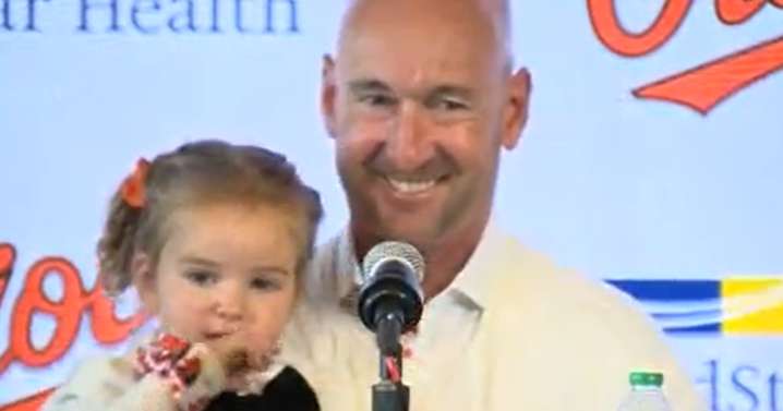 Albernaz takes over as Orioles manager with an eye on a 2026 rebound in Baltimore