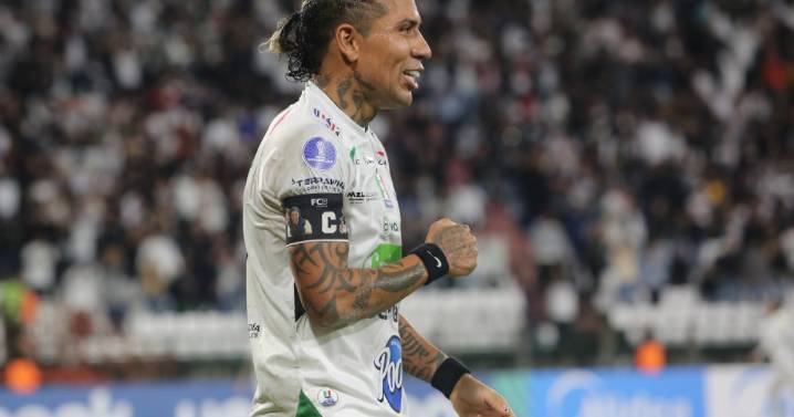 “Es un día agridulce”: Dayro Moreno tras ser el goleador de la Sudamericana; un jugador de Selección lo apoyó