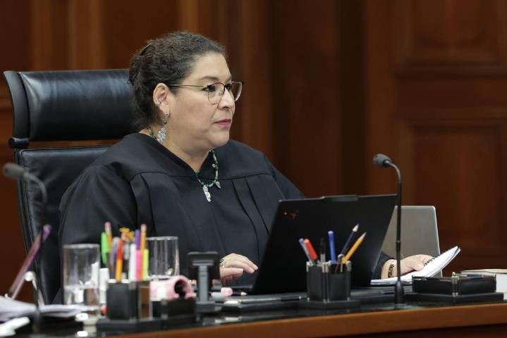 Propone Lenia Batres dar poder a la UIF para bloquear cuentas bancarias sin orden judicial