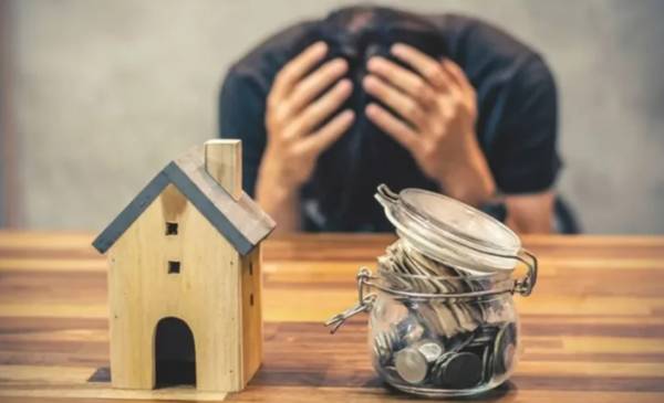 Gastos incontrolables: el endeudamiento de las familias alcanzó un nuevo récord