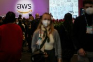 OpenAI compra a Amazon infraestructura para desarrollar IA por 38.000 millones de dólares