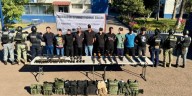 Detienen a 10 presuntos integrantes de una célula delictiva de Los Chapitos en Sinaloa