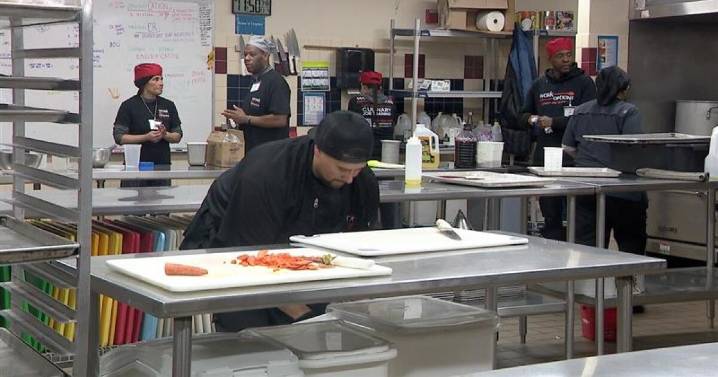 'Really ironic': Nonprofit that trains people for food service careers feeds its students amid SNAP freeze