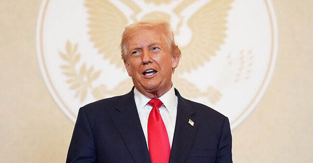 Trump Celebrates Chicago's Falling Crime Rates After 'Midway Blitz'