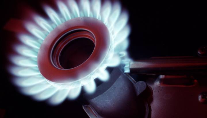 ICC slashes Nicor's proposed $314 million rate hike for suburban gas customers