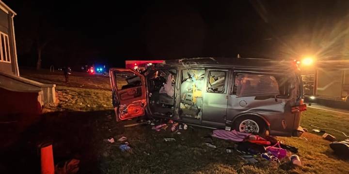 Driver hospitalized after Botetourt County crash