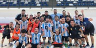 La selección argentina de talla baja goleó 9-0 a Bolivia, se clasificó a la final de la Copa América y sueña con el bicampeonato