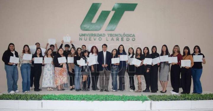 Entregan certificaciones DELF en la UTNL a estudiantes del idioma francés