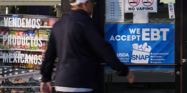 Trump administration to partially fund SNAP this month after judges order use of emergency reserves