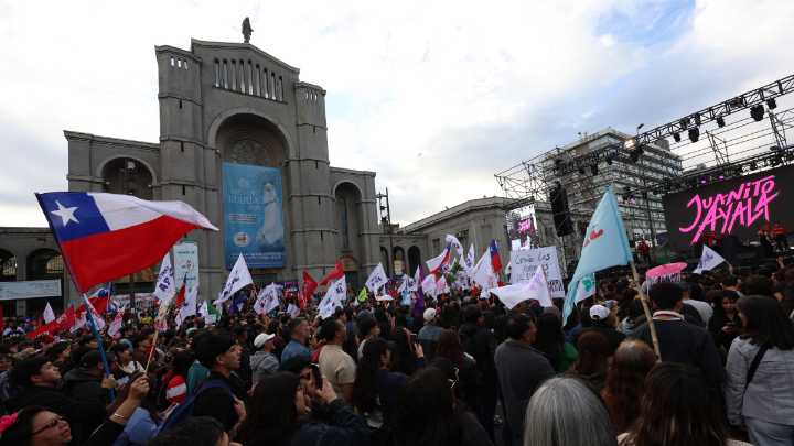 Jara mide fuerzas en Maipú: Cierre de campaña busca convocar a 10 mil personas