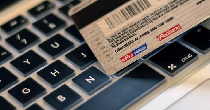 Compras informales en canales digitales superan los US$800 millones y vestuario lidera