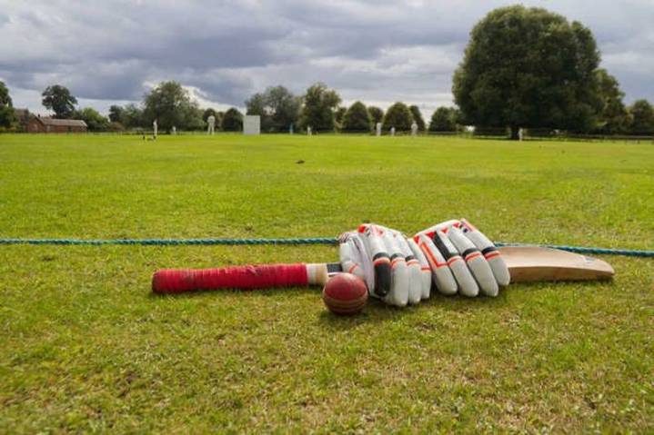 Srinagar cricket league organisers flee without paying bills, case filed
