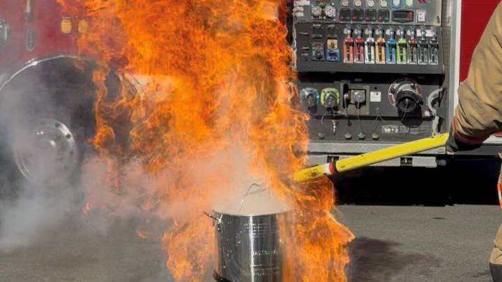 Reno fire shows how cooking fires start, shares Thanksgiving safety tips