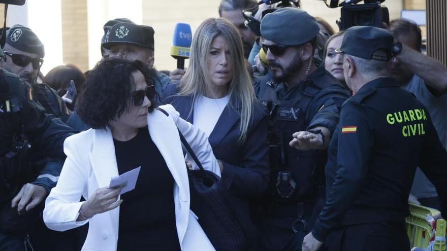 El ex de Vilaplana revela que la periodista vio otro vídeo a las 19.07 horas con los destrozos en el Poyo mientras estaba con Mazón