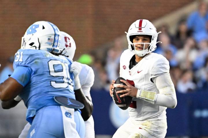 Deadspin | North Carolina records nine sacks, defeats Stanford