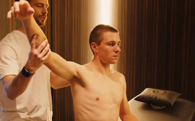 Remco revela irreversibles consecuencias del accidente: “Me pinchan y no siento dolor”