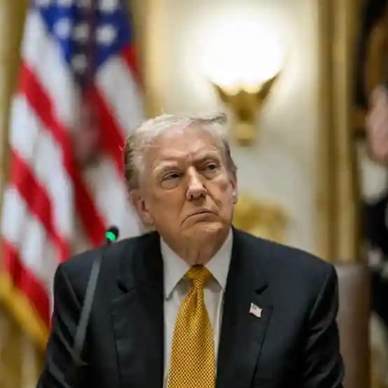 Trump firma ley para divulgar archivos del caso Epstein