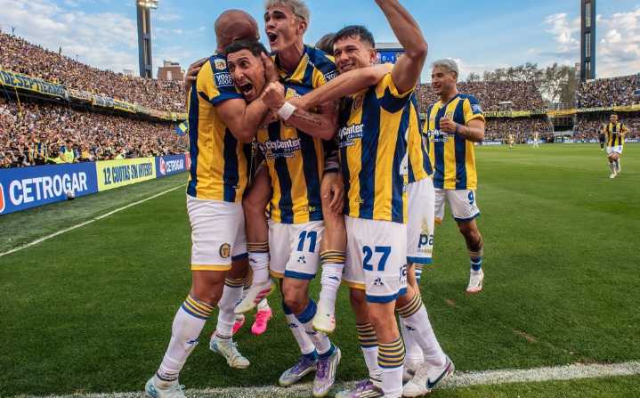 Festeja Di María: La AFA cambió sorpresivamente las reglas y coronó campeón a Rosario Central