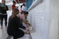 Renuevan padres, maestros y alumnos espacios educativos