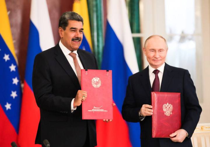 Rusia admite colaboraciones y obligaciones contractuales con Venezuela