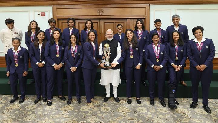 Cricket PM Modi meets victorious Indian women's cricket team
